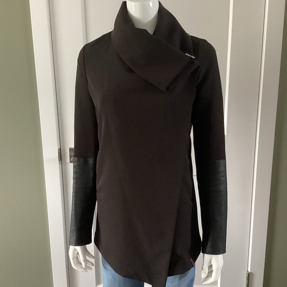 Rudsak Asymmetrical Jacket Leather Sleeves - Picture 3 of 16